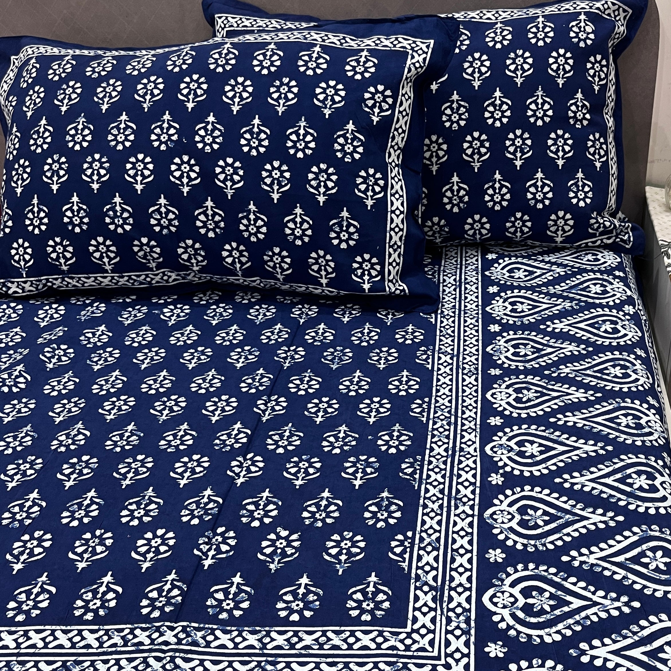 Indigo Bedsheet - Floral