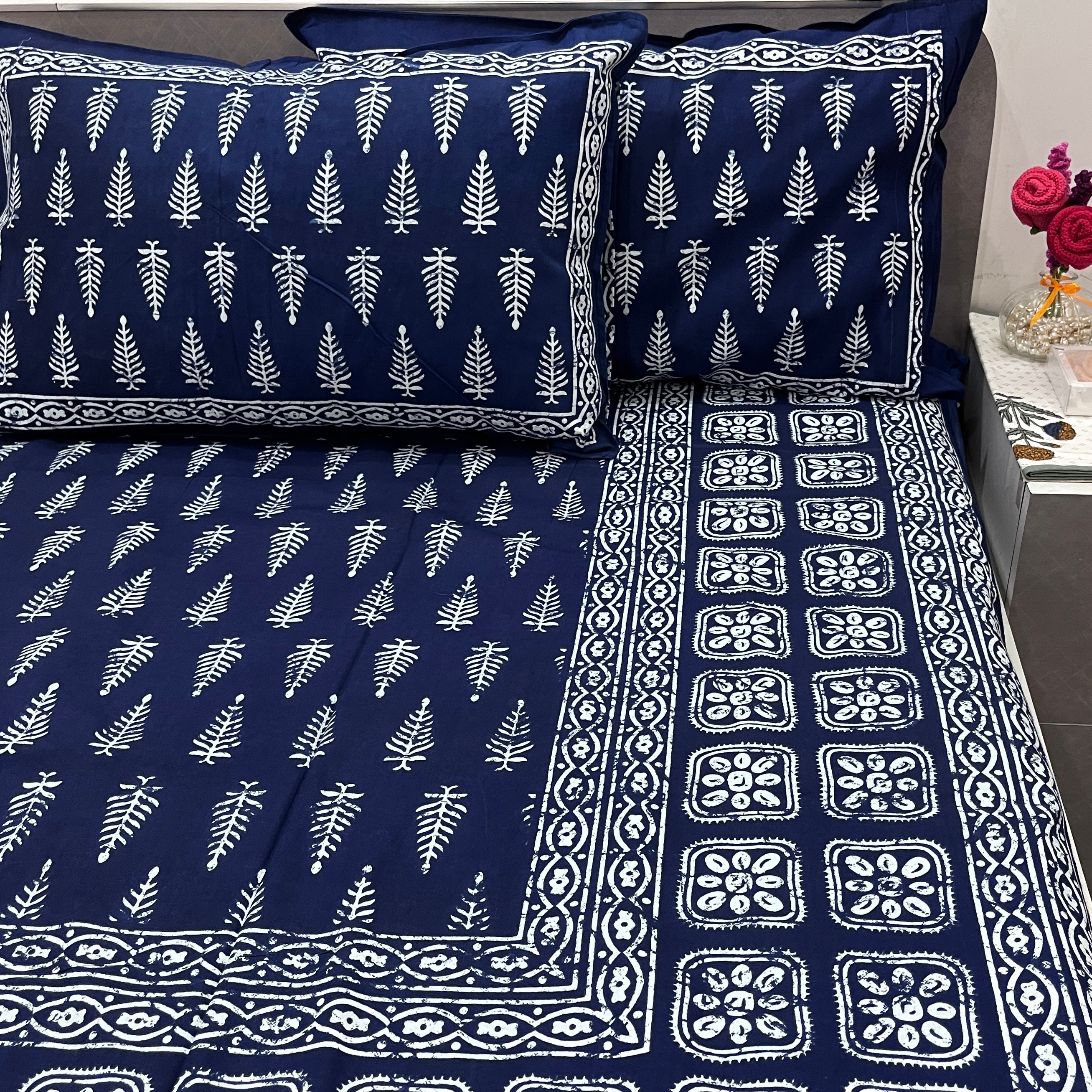 Indigo Bedsheet - Leaf