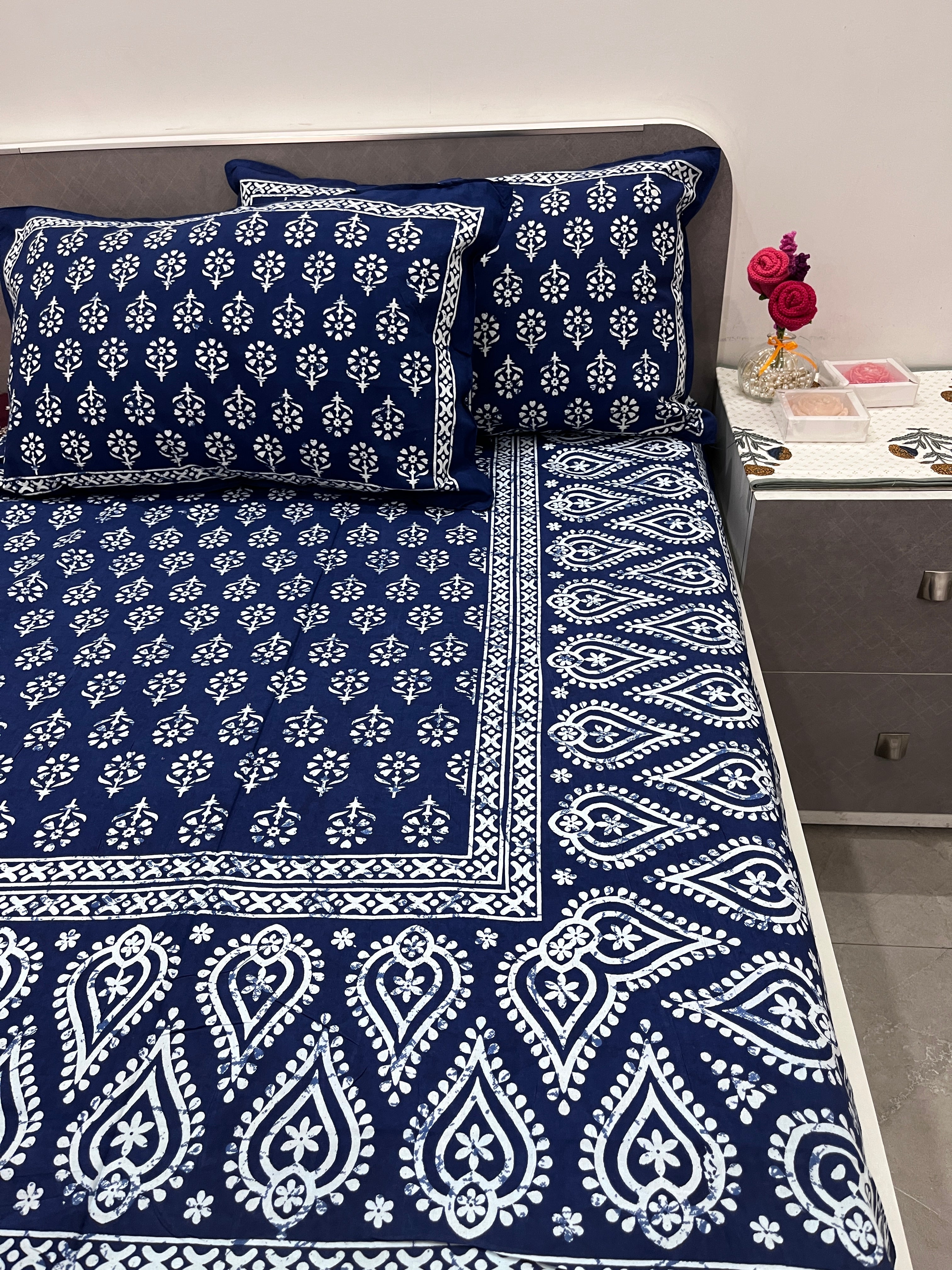 Indigo Bedsheet - Floral